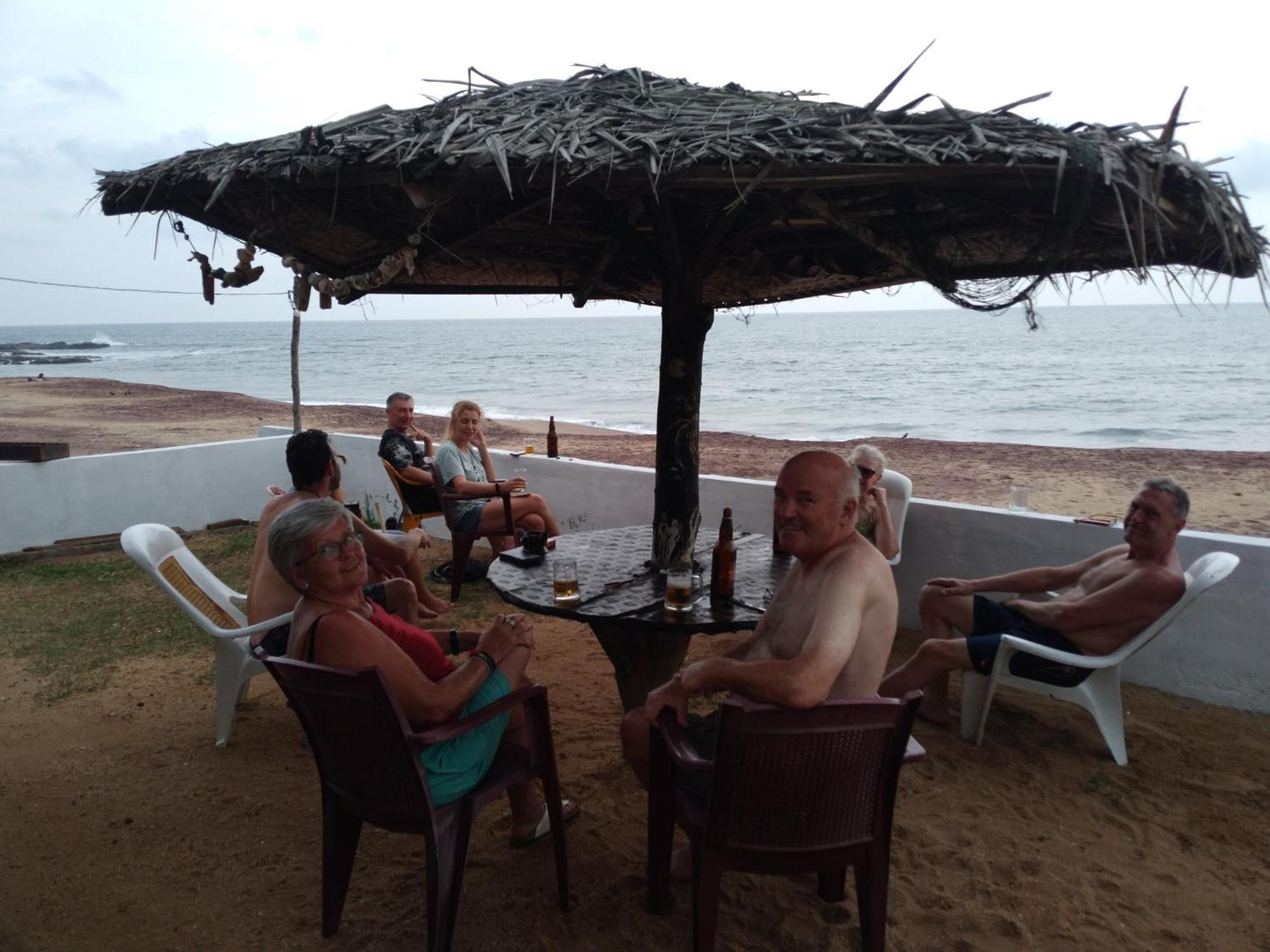 Happy Beach Cabana Hambantota Extérieur photo