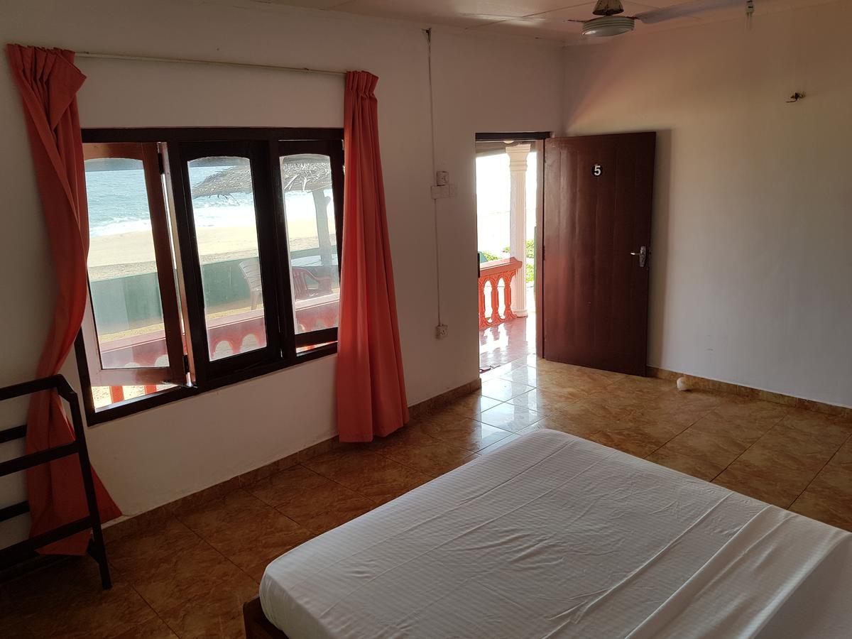 Happy Beach Cabana Hambantota Extérieur photo